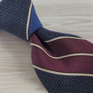 JOS A BANK RESERVE Men 100% Silk Tie, Blue & Red Apple, Geometric, MADE in ITALY